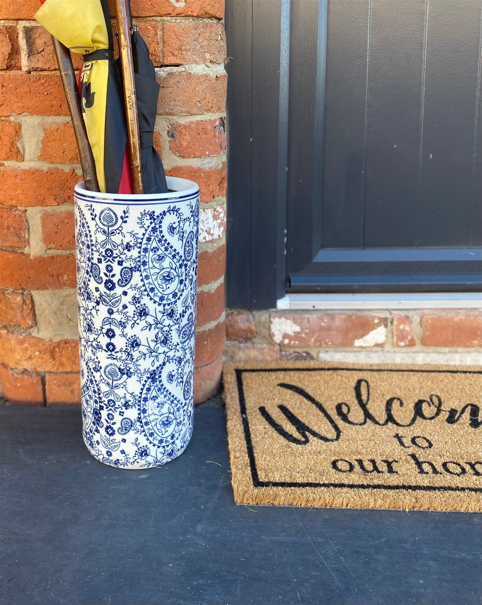 Blue & White Flour Design Umbrella Stand 18"
