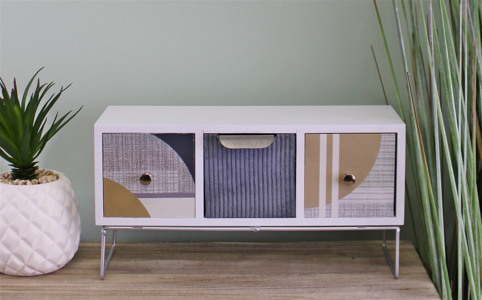 3 Drawer Abstract Design Trinket Storage Unit