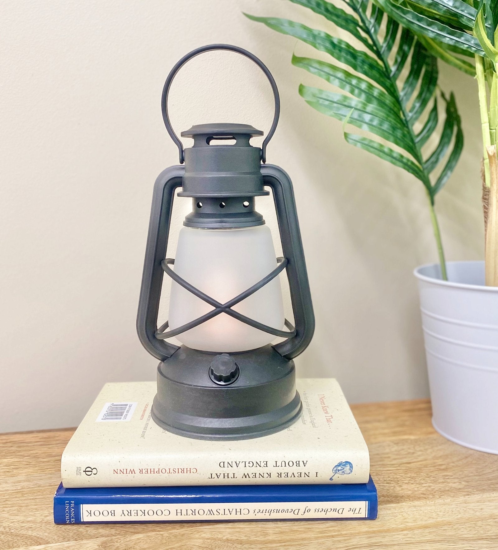 Round Hurricane Style LED Lantern 27cm