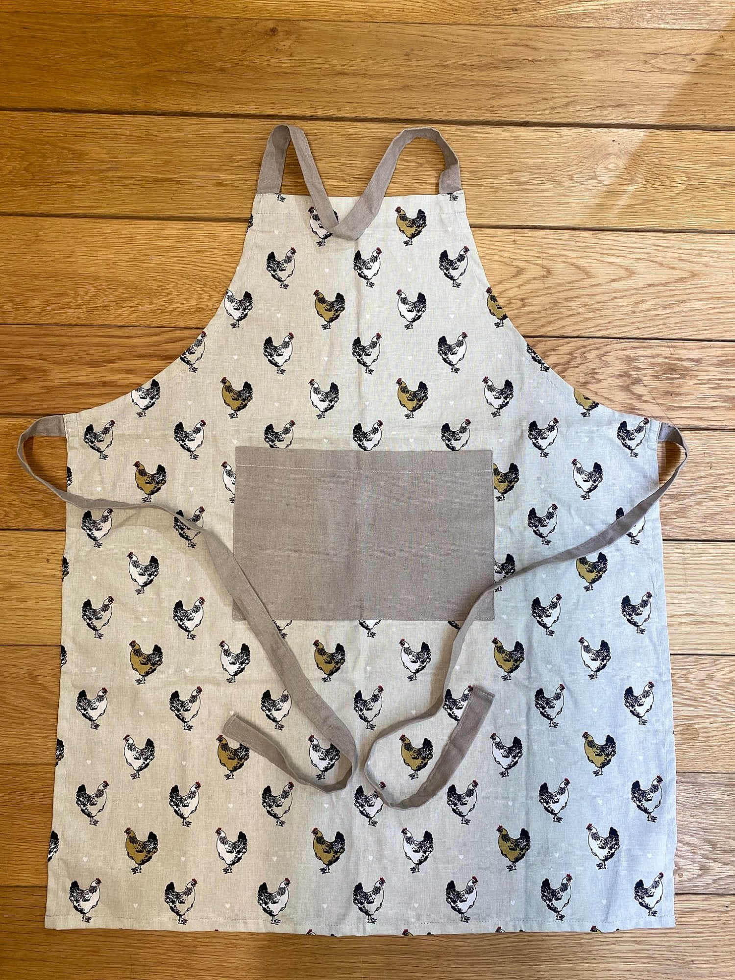 Apron With A Chicken Print Design
